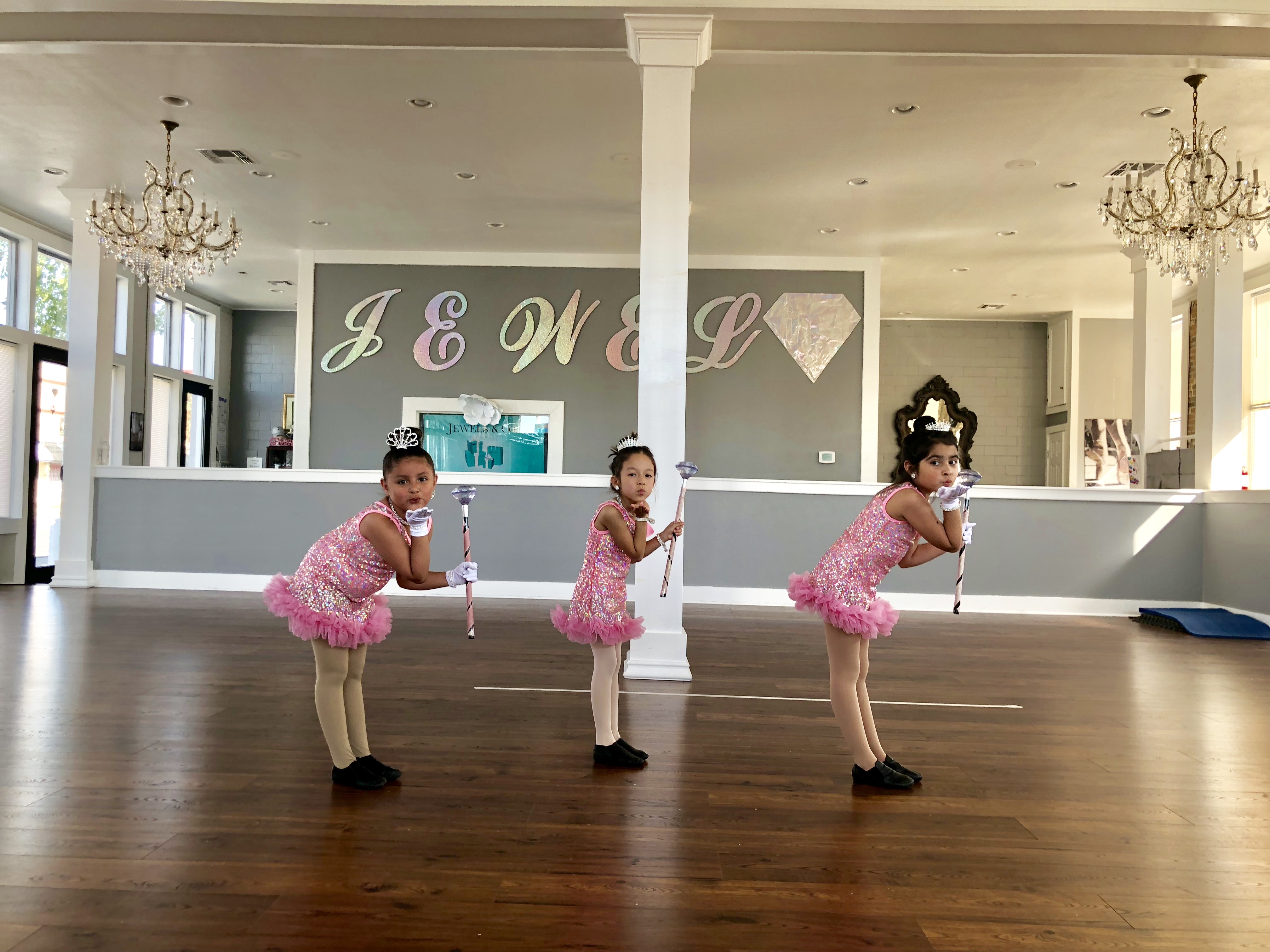 San Antonio Quinceañera Choreography