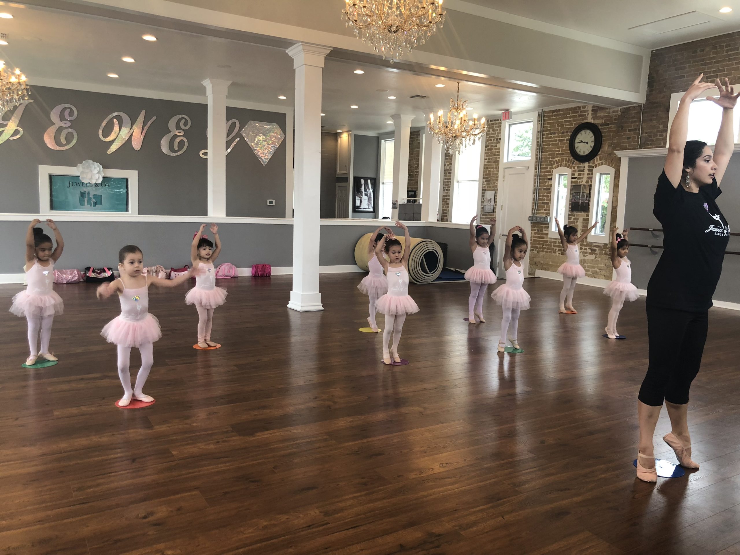Combo I/II (Ages 4-7) – Jackleen Rios